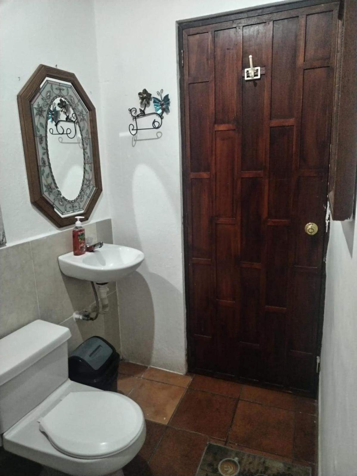Hotel Rholyn Pura Vida !! Antigua Buitenkant foto