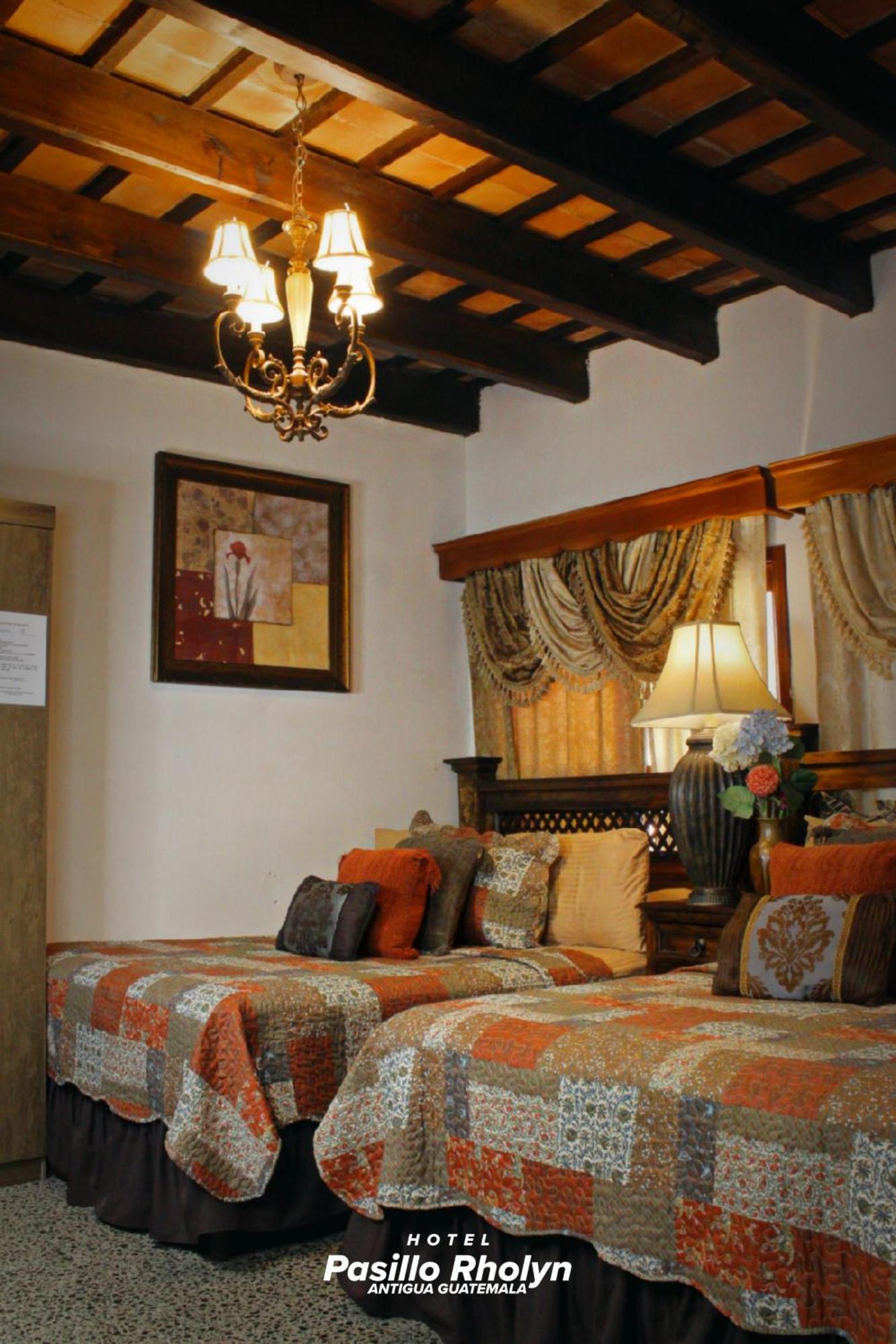 Hotel Rholyn Pura Vida !! Antigua Buitenkant foto